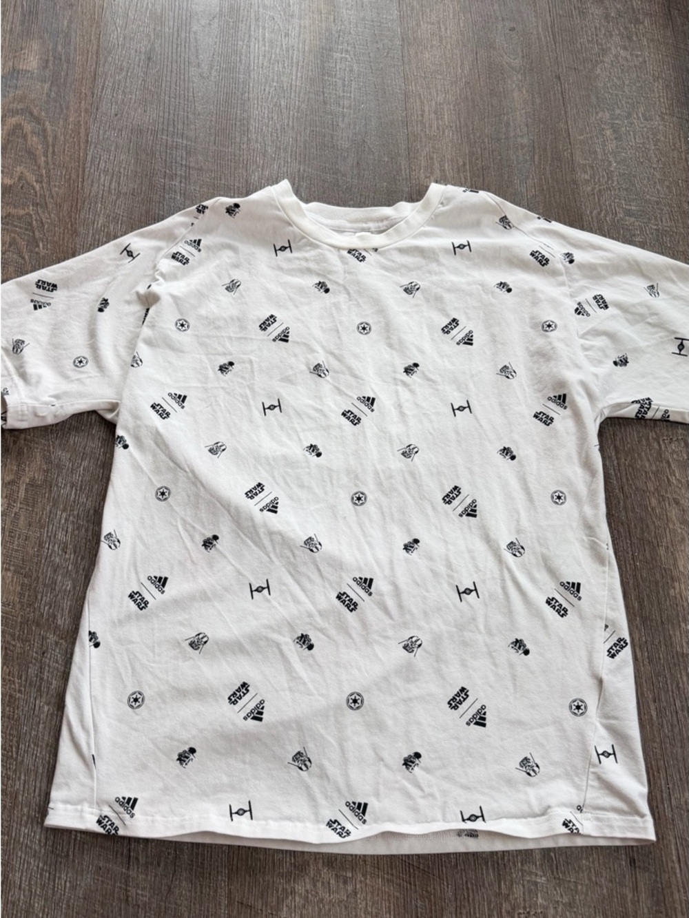 Star Wars White Short-Sleeve Graphic Tee with Black Icon Print